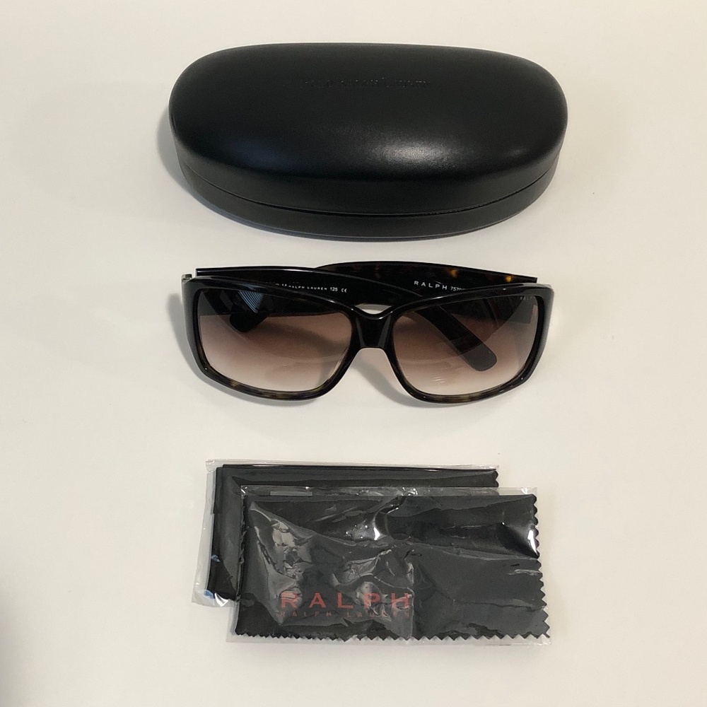 Ralph Lauren Tortoise Shell Sunglasses 7579/S UB6 DD
